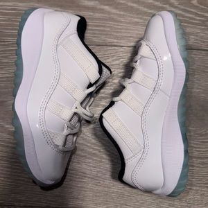 Air Jordan 11 retro low TD legend blue